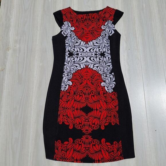 I LF Red and White Bodycon dress with side zipper - Picture 6 of 16